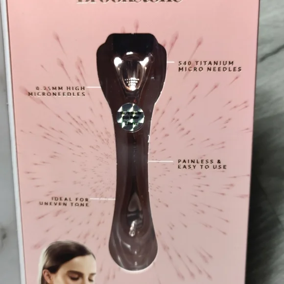NIB Brookstone Titanium Microneedling Derma Facial Skincare Roller - Picture 4 of 8